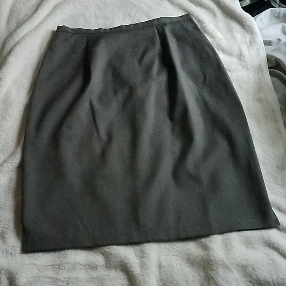 Gray skirt